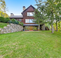 4 Bed 4 Bath Vacation home in Whittier - Accommodation Rooms