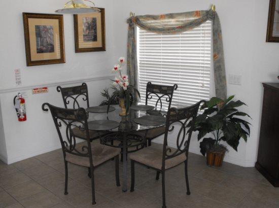 4 Bedroom Florida Vacation Home With Pool, Spa And Games Room - thumb 2