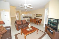 4 Bedroom Pool Home Close To All The Attractions Accommodation Rooms