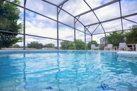 406 Casterton Circle Three-Bedroom Condo Accommodation Rooms