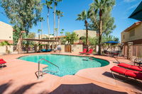 41B - Casa Grande modern 1bd condo heated pool Accommodation Rooms