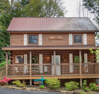 46 Bear Necessites Cabin - Accommodation Rooms