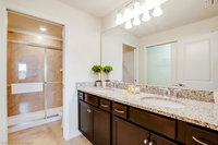 4611 Terrasonesta Drive Accommodation Rooms