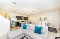 4722 Terrasonesta Drive Accommodation Rooms