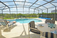 5 Bedroom 4.5 Bath Pool Home with Awesome Deck Accommodation Rooms