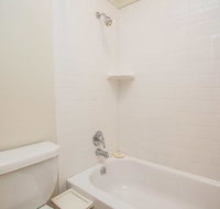 500W124  Convenient and Spacious 1B1B near Tech  Hospitals - Accommodation Rooms