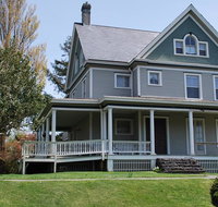 580 Russell Place - Accommodation Rooms