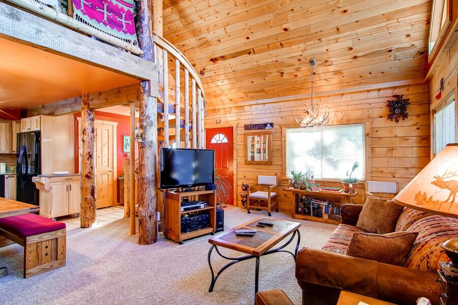 597 Deerpath Home - thumb 3