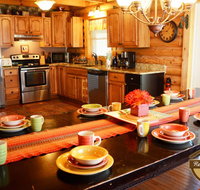 8 Bears Lodge - Accommodation Rooms