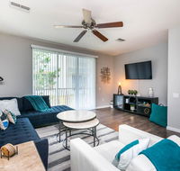 8000 Cool Breeze Drive 107 - Accommodation Rooms