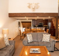 82 Ridgepoint Townhomes - Accommodation Rooms