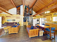 880 Edgemoor Rd Cabin Accommodation Rooms
