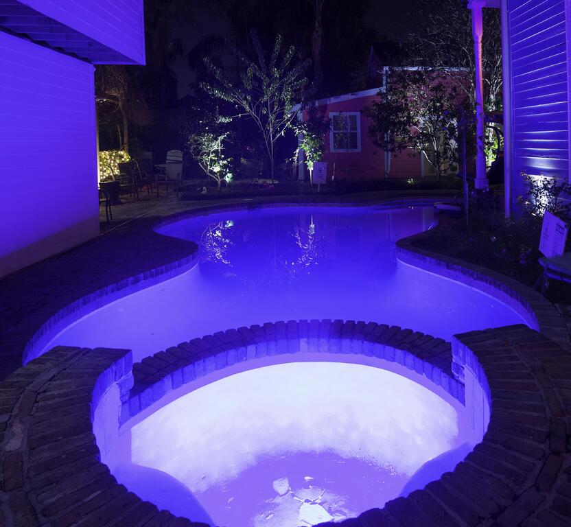 9BR-SLEEPS 19. Amazing Deal!! - thumb 3