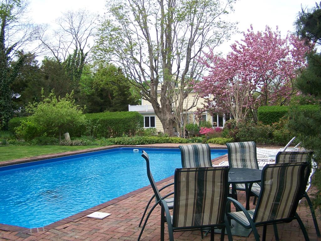 A Butlers Manor - thumb 2