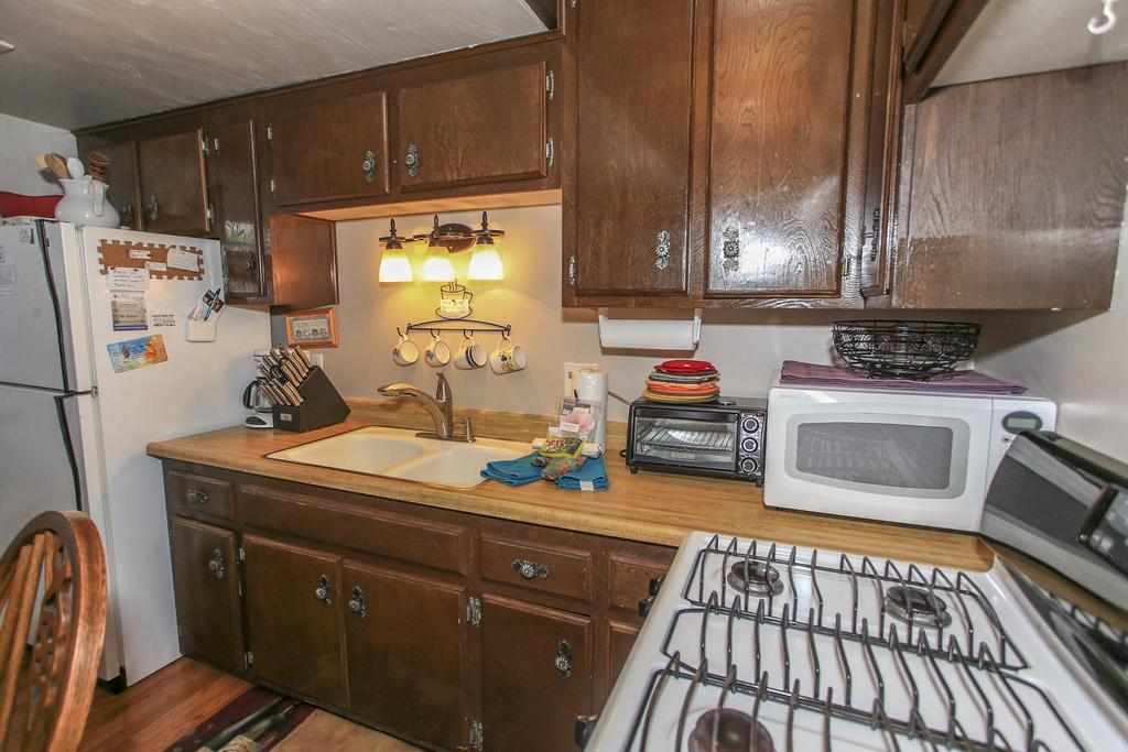 A Humble Hilltop Hideaway - thumb 3