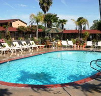 Adelaide Inn - Accommodation Rooms