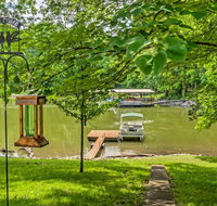 Airy 'Pelican Bay Retreat' on Lake Barkley with Dock - Accommodation Rooms