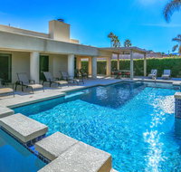 Alluring Palm Desert Retreat - Accommodation Rooms