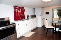 Art deco pad modern touches near French Quarter Accommodation Rooms