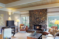 Aspen Cottage at the Villagers Accommodation Rooms