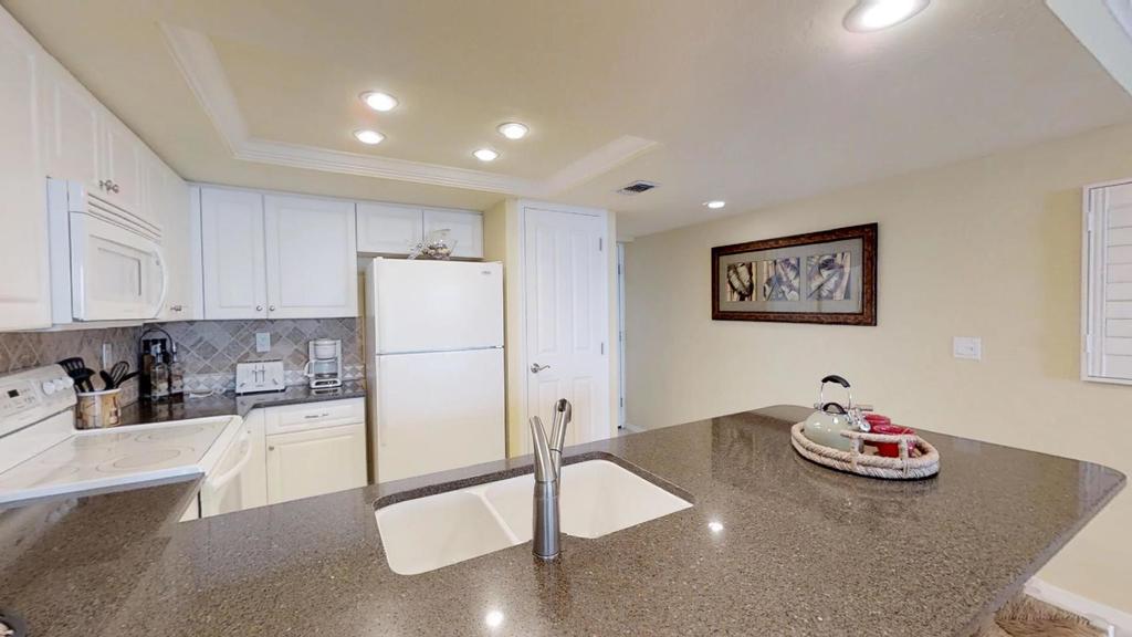 Bay View Tower #532 Sanibel Harbour - thumb 2