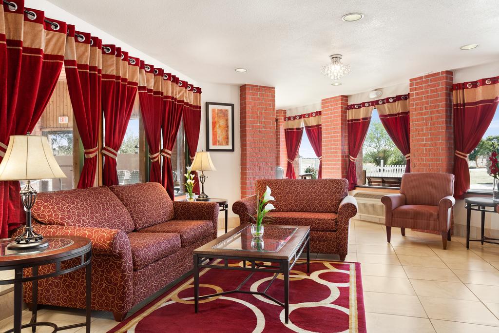 Baymont By Wyndham Anderson - thumb 2