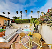 Beach Bungalow In Ventura Cabin - Accommodation Rooms