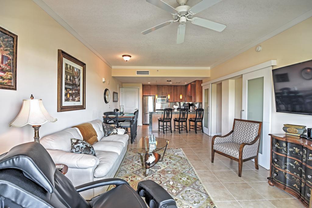 Beachside Biloxi Club Condo, Balcony With Ocean View! - thumb 3