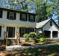 Beautiful & large newly renovated 5 bedroom house. - Accommodation Rooms