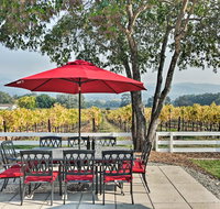Beautiful Sonoma House with Patio  Vineyard Views - Accommodation Rooms