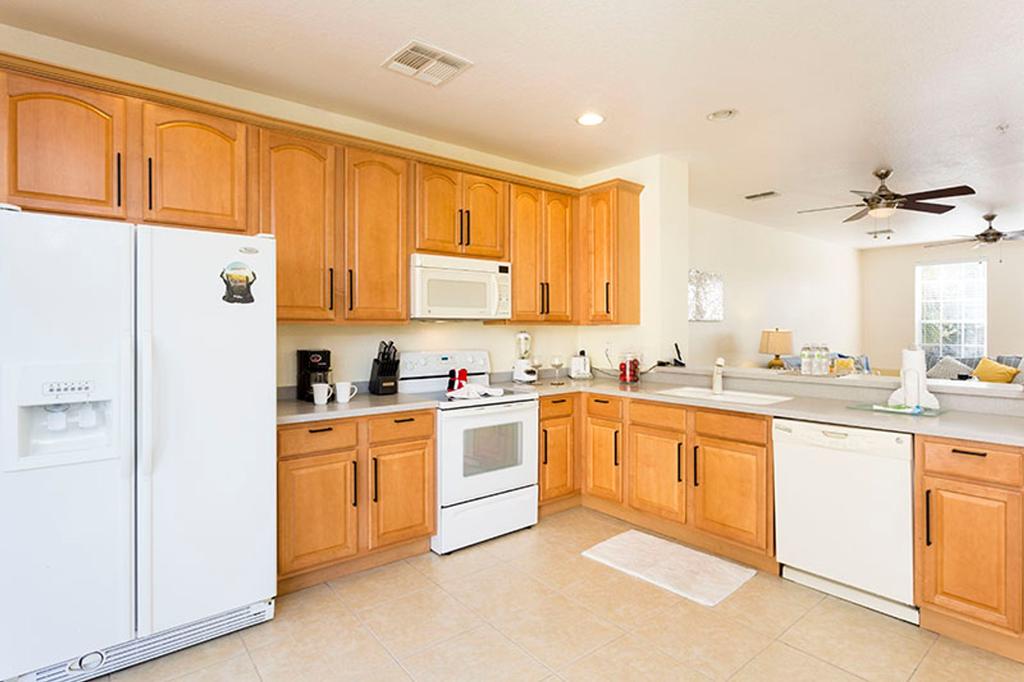 Beautiful Vacation Townhouse At Vista Cay Apt 54