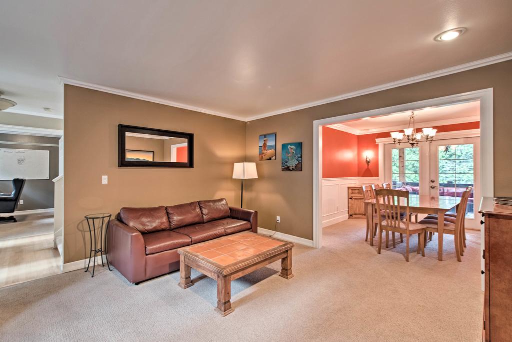 Beautiful Wine Country Home With Lake View By Seattle - thumb 3