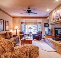 Beaver Creek Village 2 Bedroom Condo at The Charter, Hot Tub & Heated Pool - Accommodation Rooms