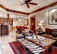 Beaver Creek, 2 Bed Platinum Condo at the Charter, Ski-in Ski-out - Accommodation Rooms