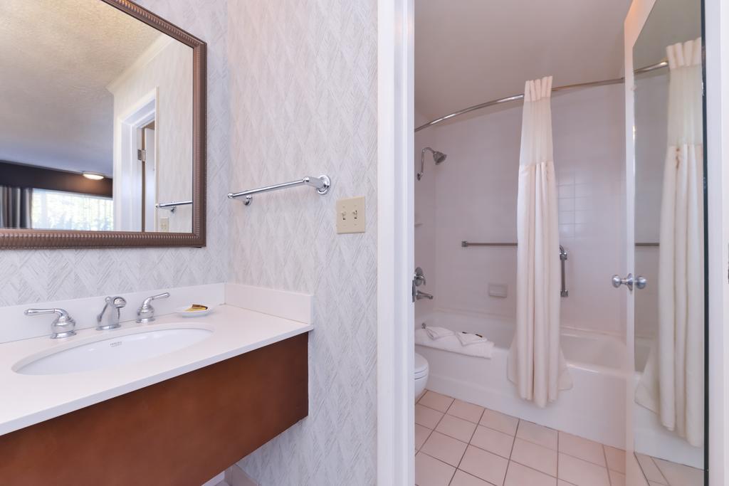 Best Western PLUS Black Oak - thumb 3