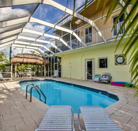 Big Kahuna 5bed/4bath updated home with private pool & dockage - Accommodation Rooms