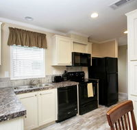 Big Tree - Accommodation Rooms