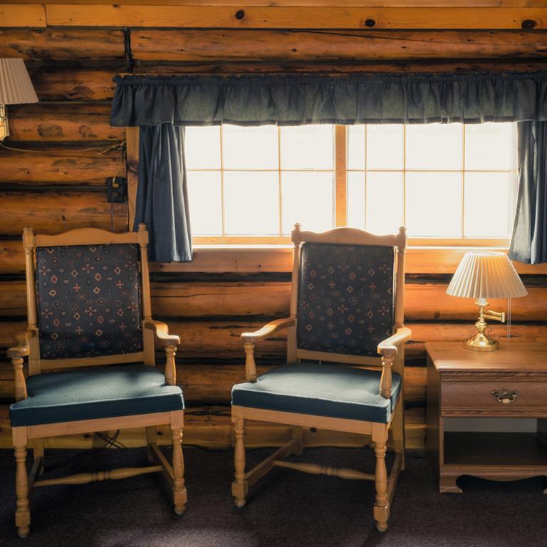 Blue Moon Saloon - thumb 3