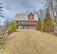 Boone Cabin with Balcony & Views - Mins to Downtown! - Accommodation Rooms