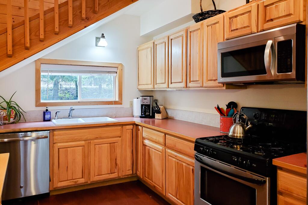 Bottle Bay Cabin - thumb 3