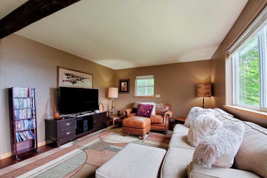 Bottle Bay Cabin - thumb 2