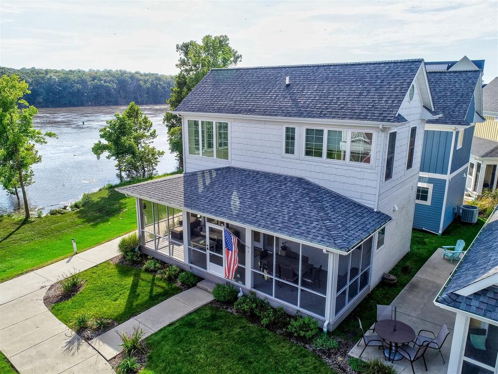 Bow-Wow On The River #5 - thumb 2