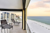 Bright Gulf-Front Corner Unit w/ Pools  Balcony condo Accommodation Rooms