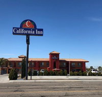 California Inn Hotel and Suites - Accommodation Rooms