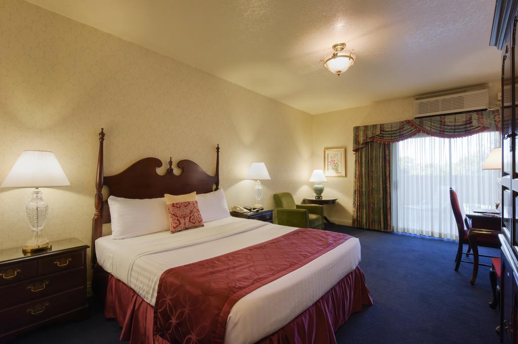 Campbell Inn Hotel - thumb 3