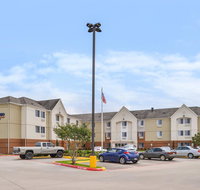 Candlewood Suites Beaumont - Accommodation Rooms
