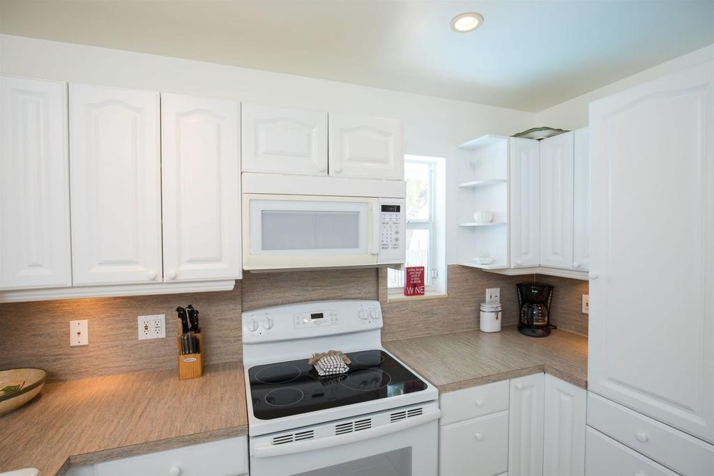 Caribbean Sunset 3bed/3bath With Private Pool & Dockage - thumb 2