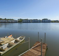 Carolina Waterfront Rentals - Arco Townhouse - Accommodation Rooms
