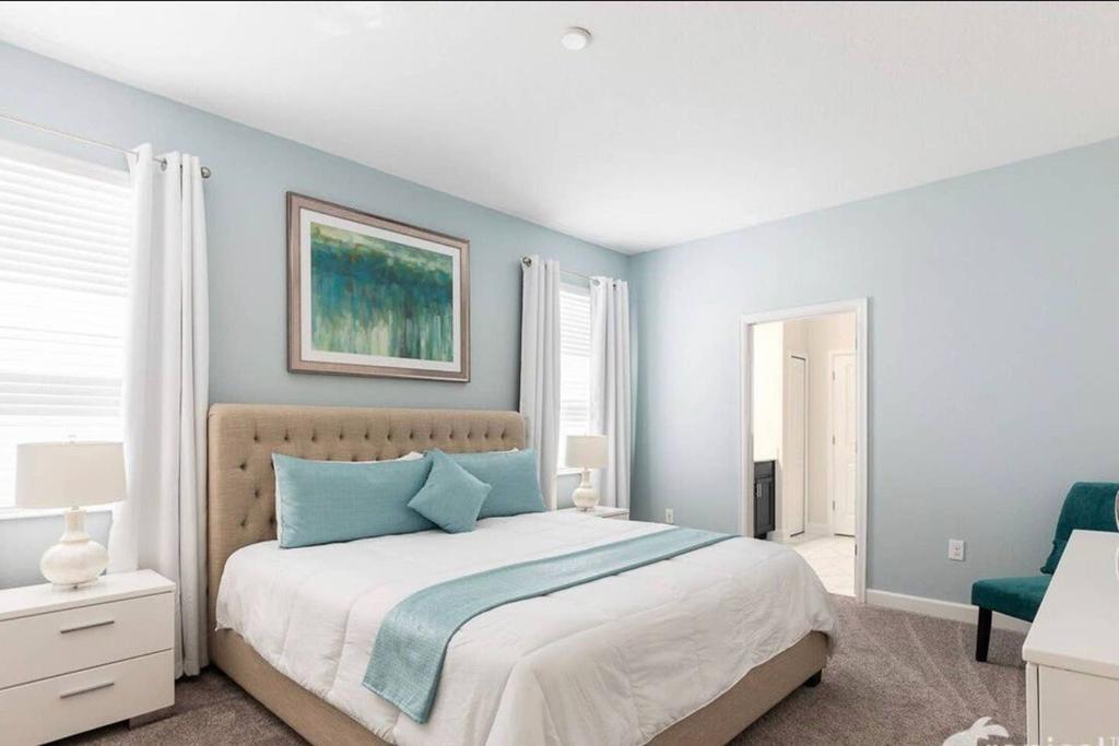 Champions Gate Luxury 8 Bedrooms Movie Theater Room And Private Pool