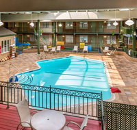 Clarion Inn Frederick Event Center - Accommodation Rooms